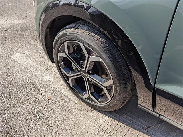 new 2025 Kia Niro car, priced at $28,806