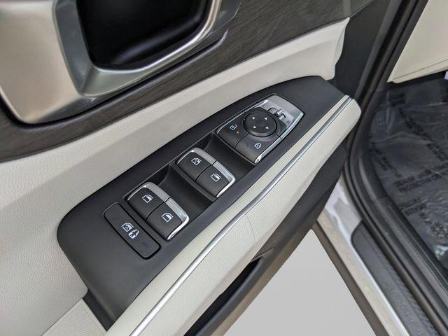 new 2026 Kia Sorento car, priced at $41,196