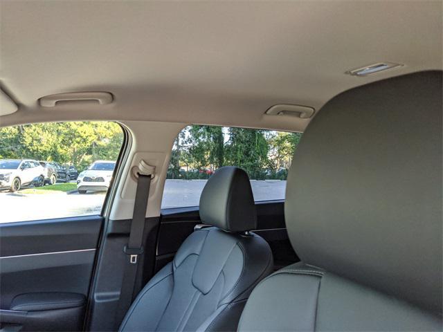 new 2025 Kia Sorento Hybrid car, priced at $36,830