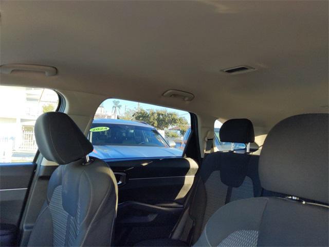 used 2022 Kia Sorento car, priced at $18,485