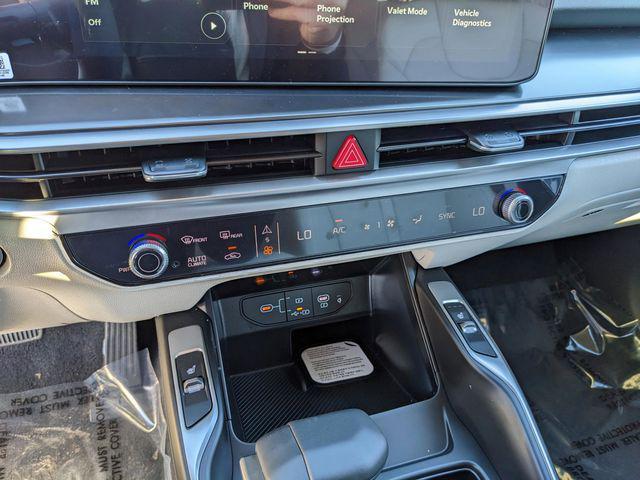 new 2026 Kia Sorento car, priced at $34,021