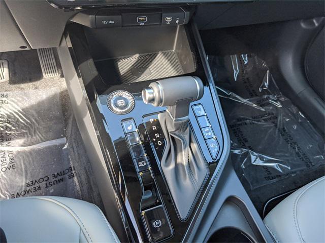 new 2025 Kia Niro car, priced at $26,879
