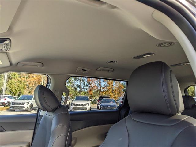 new 2026 Kia Carnival car, priced at $39,125