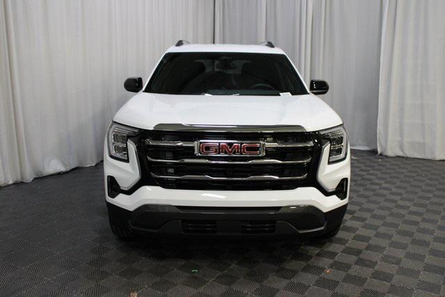 new 2026 GMC Terrain car, priced at $33,194