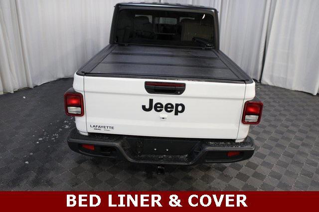 used 2025 Jeep Gladiator car, priced at $36,000