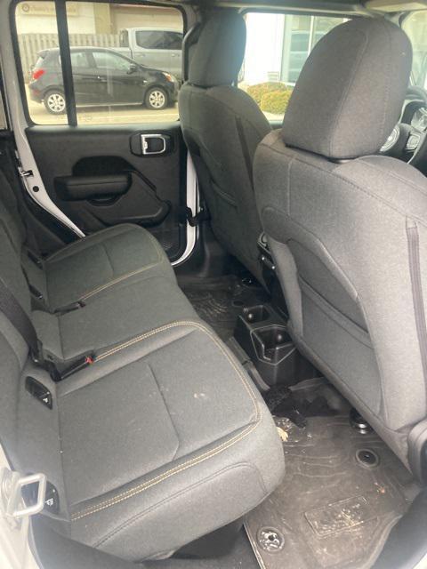 used 2025 Jeep Gladiator car, priced at $36,000