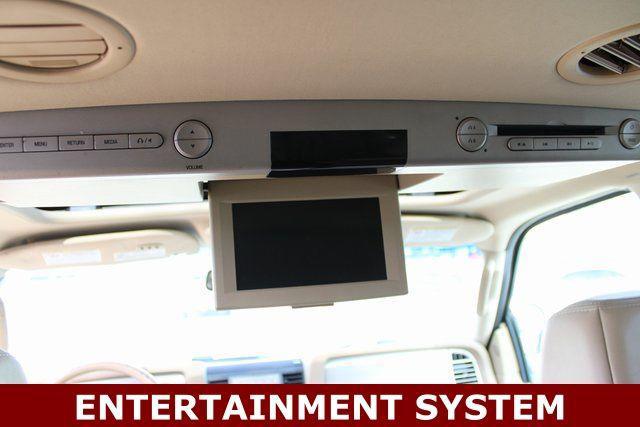 used 2008 Lincoln Navigator car, priced at $6,000