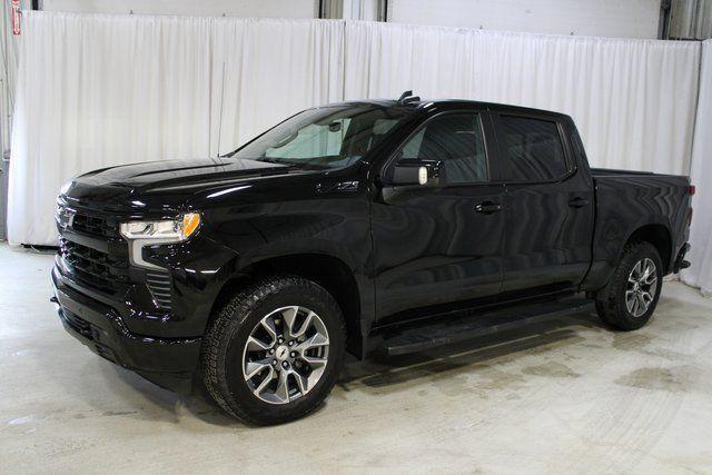 used 2024 Chevrolet Silverado 1500 car, priced at $41,165