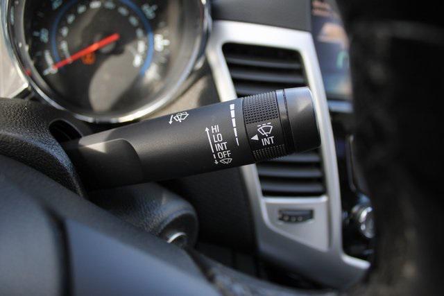 used 2014 Chevrolet Cruze car, priced at $6,500