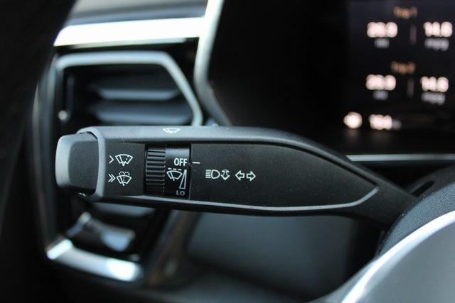 new 2025 GMC Canyon car, priced at $43,030