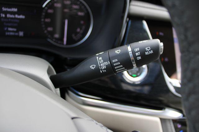 used 2025 Cadillac XT6 car, priced at $48,251