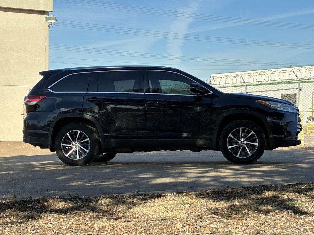 used 2019 Toyota Highlander car, priced at $14,999