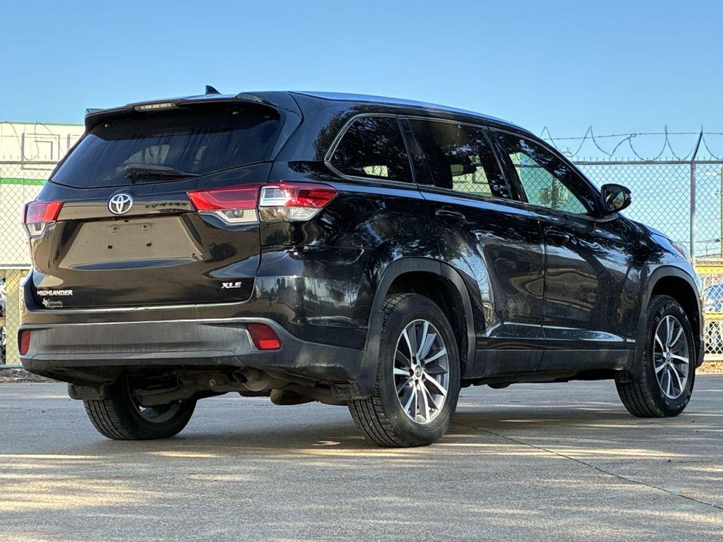 used 2019 Toyota Highlander car, priced at $14,999