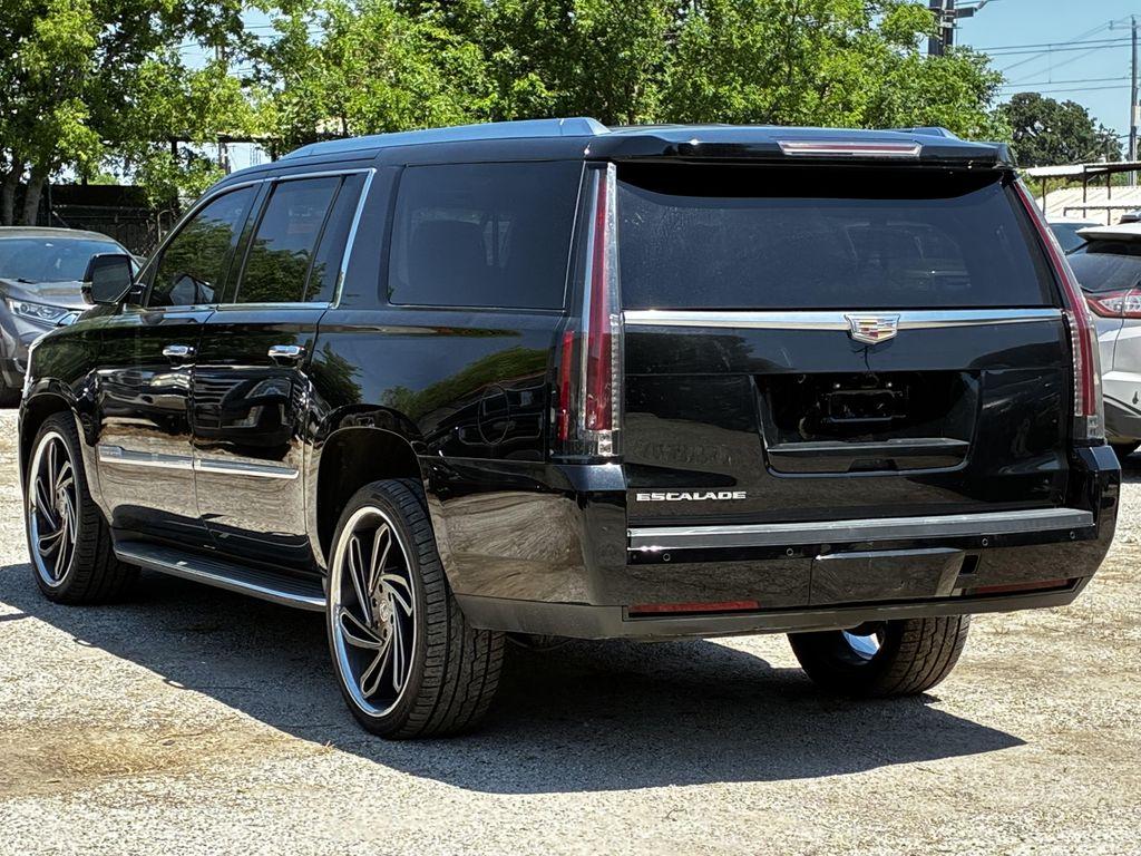 used 2016 Cadillac Escalade ESV car