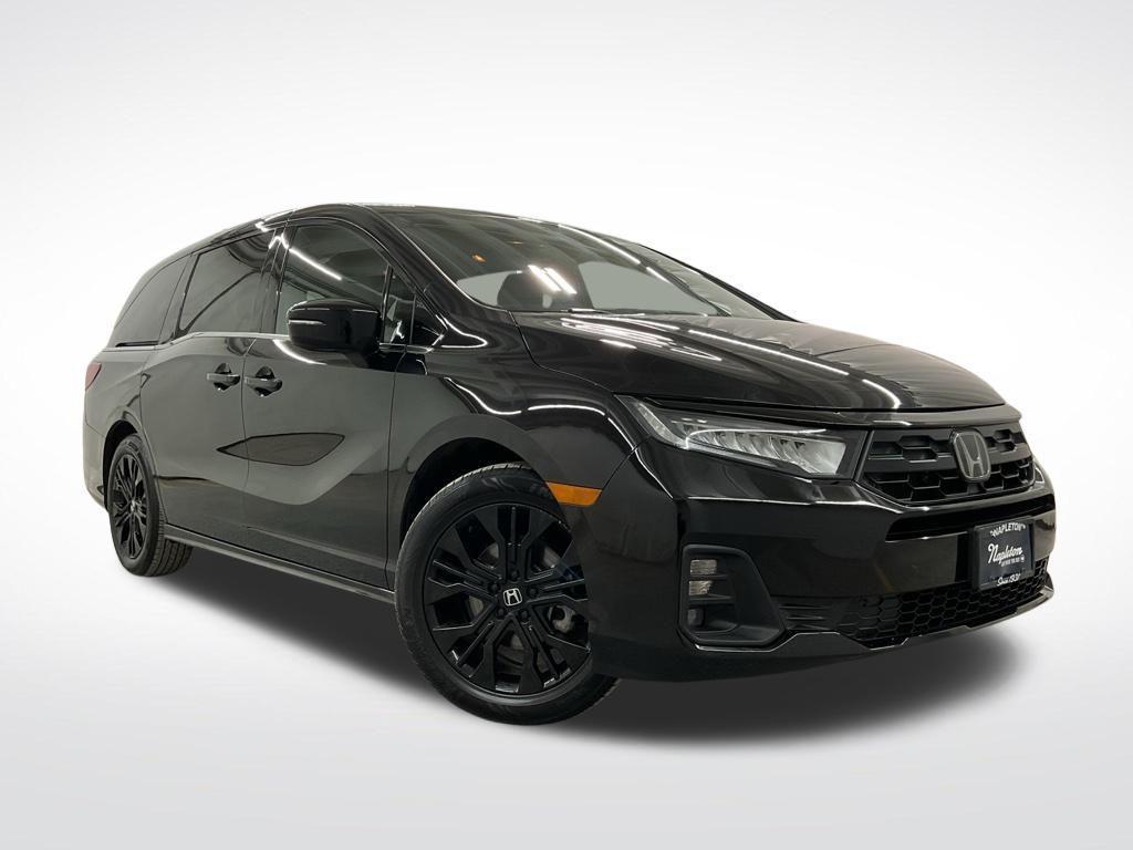 used 2025 Honda Odyssey car, priced at $37,326