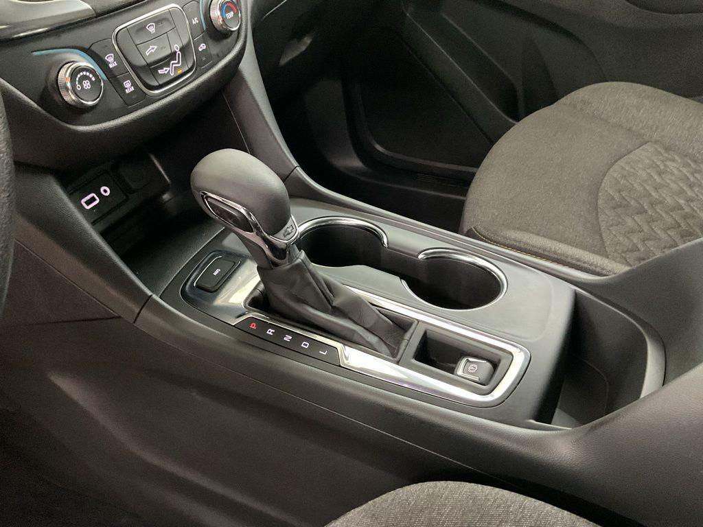 used 2023 Chevrolet Equinox car, priced at $21,226