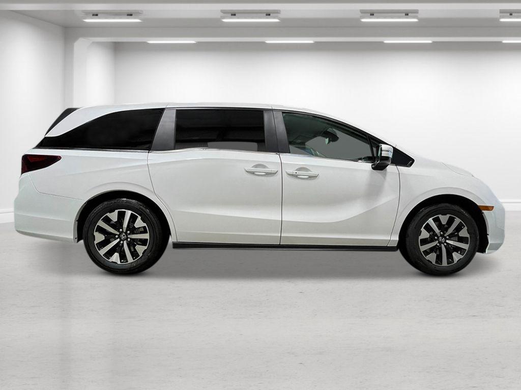 new 2026 Honda Odyssey car, priced at $45,157
