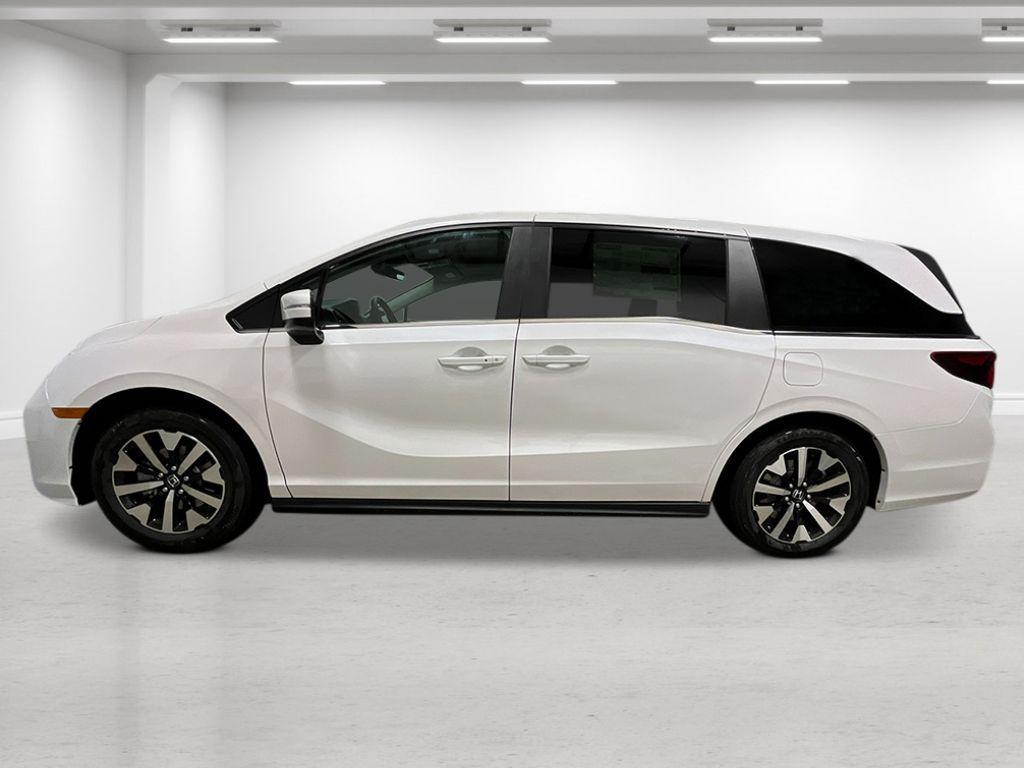 new 2026 Honda Odyssey car, priced at $45,157