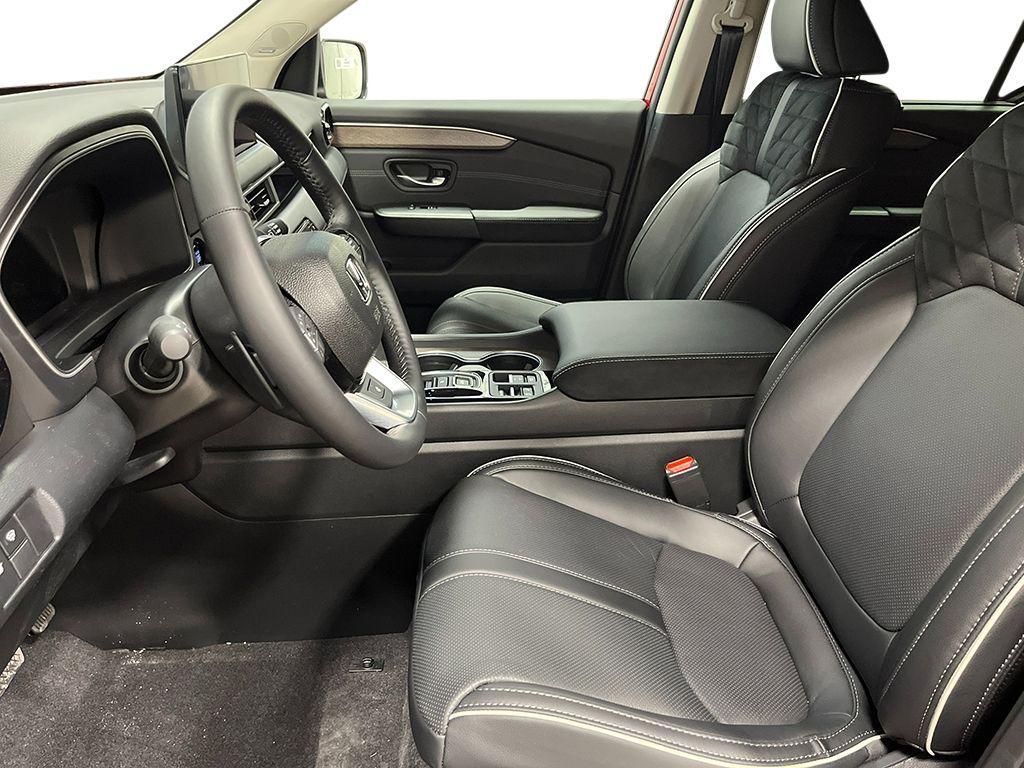 new 2026 Honda Pilot car, priced at $54,990