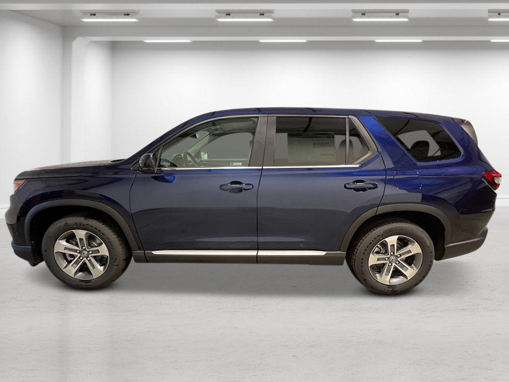 new 2025 Honda Pilot car, priced at $47,095
