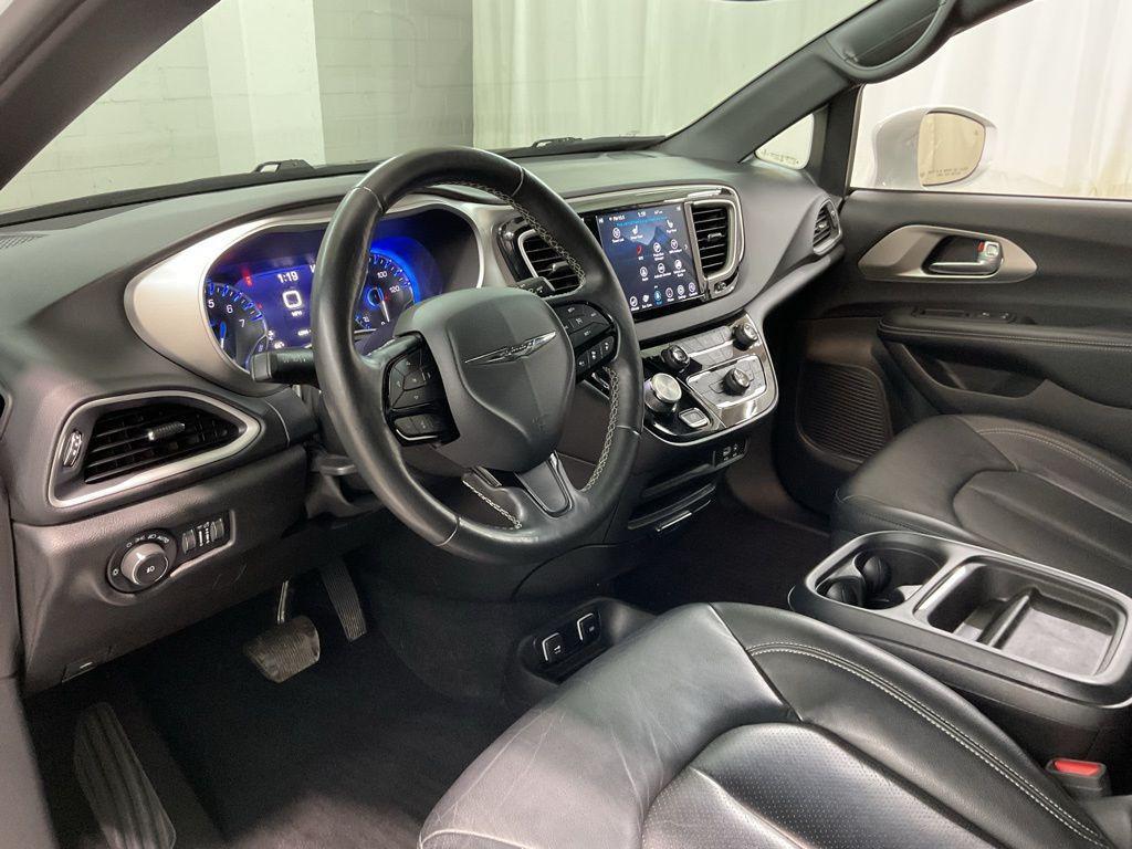 used 2020 Chrysler Pacifica car, priced at $25,226