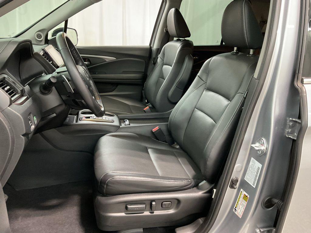 used 2023 Honda Ridgeline car, priced at $33,526