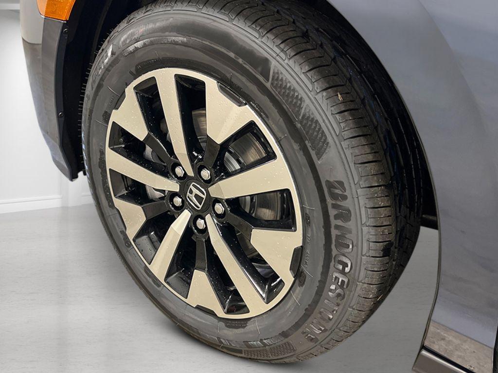 new 2026 Honda Odyssey car, priced at $44,702