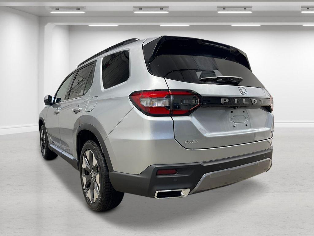 new 2026 Honda Pilot car, priced at $54,990