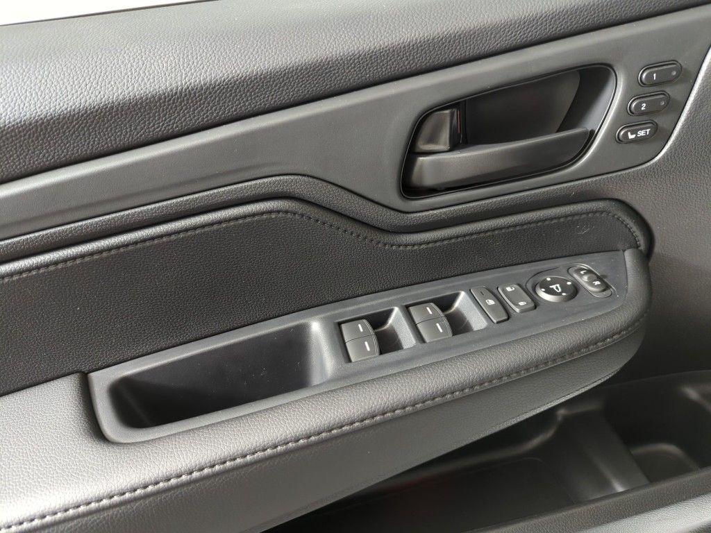 new 2026 Honda Odyssey car, priced at $45,985