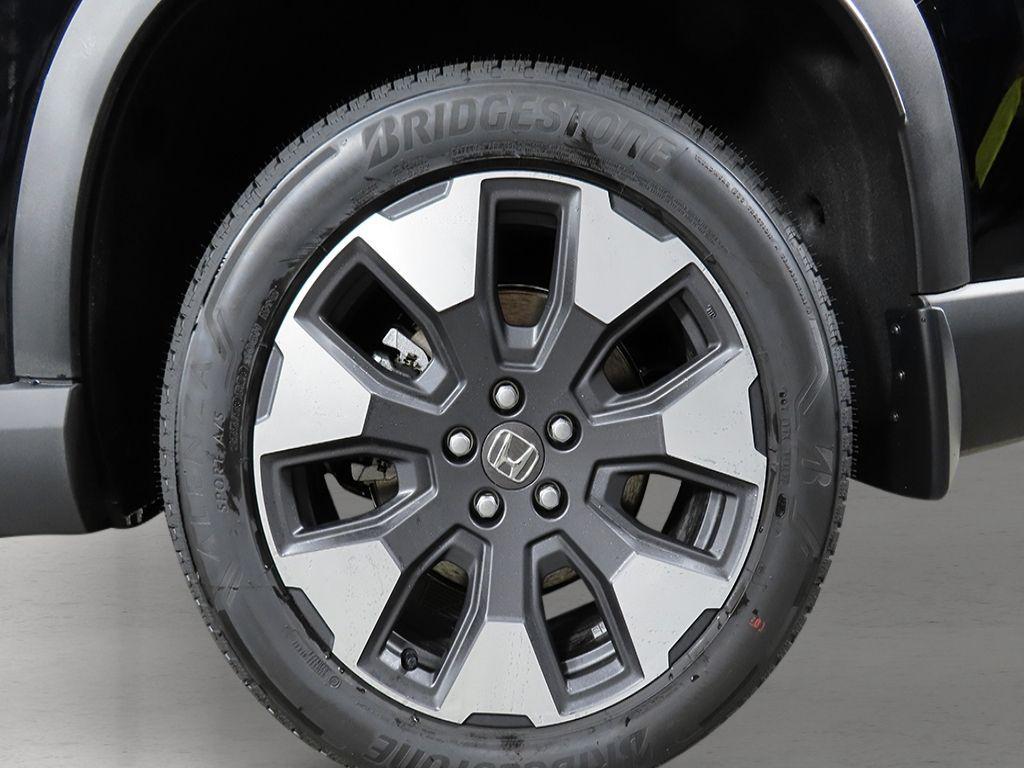 new 2026 Honda Pilot car, priced at $55,740