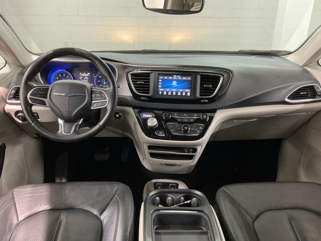 used 2020 Chrysler Pacifica car, priced at $15,538