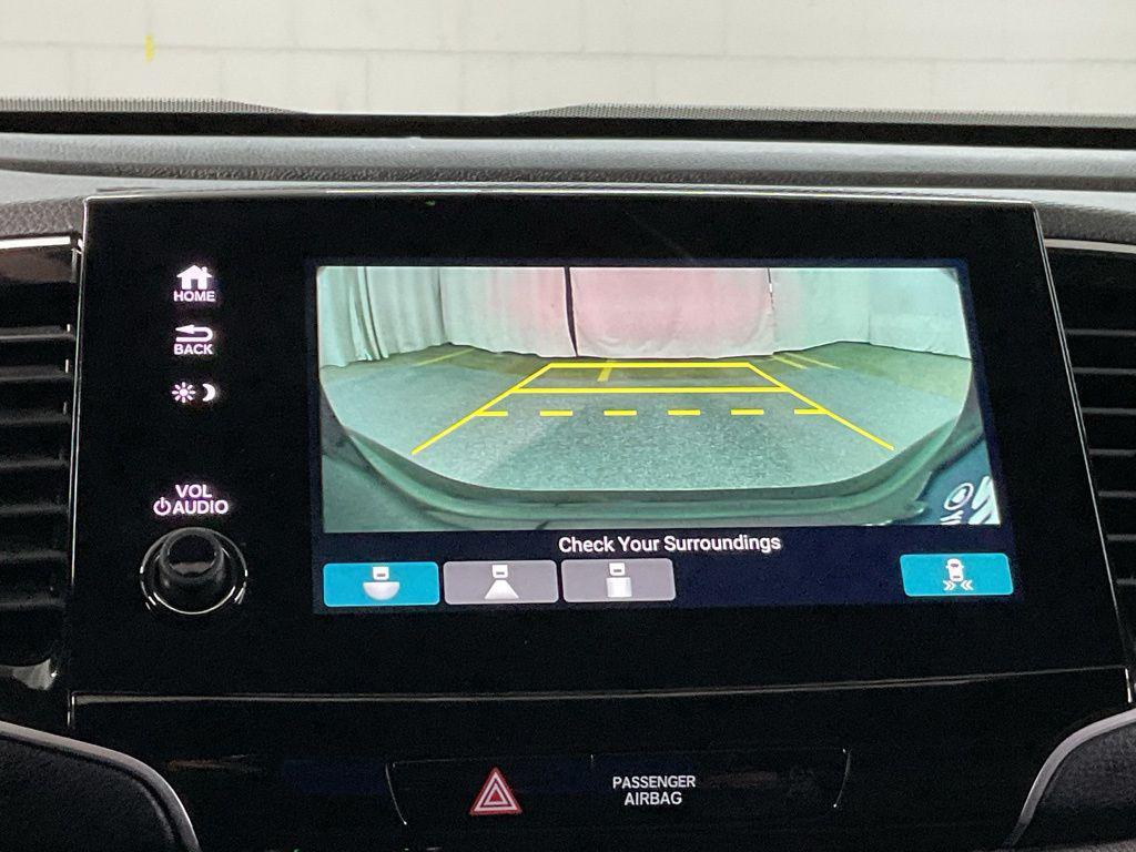 used 2022 Honda Pilot car, priced at $31,182