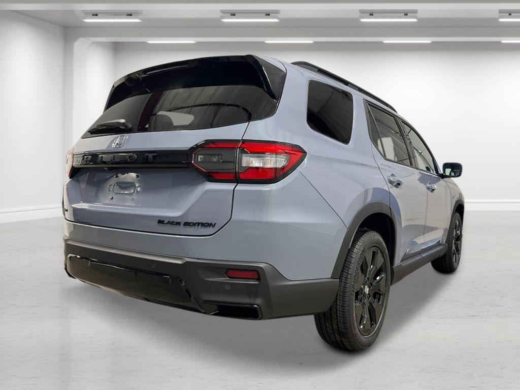 new 2026 Honda Pilot car, priced at $57,557