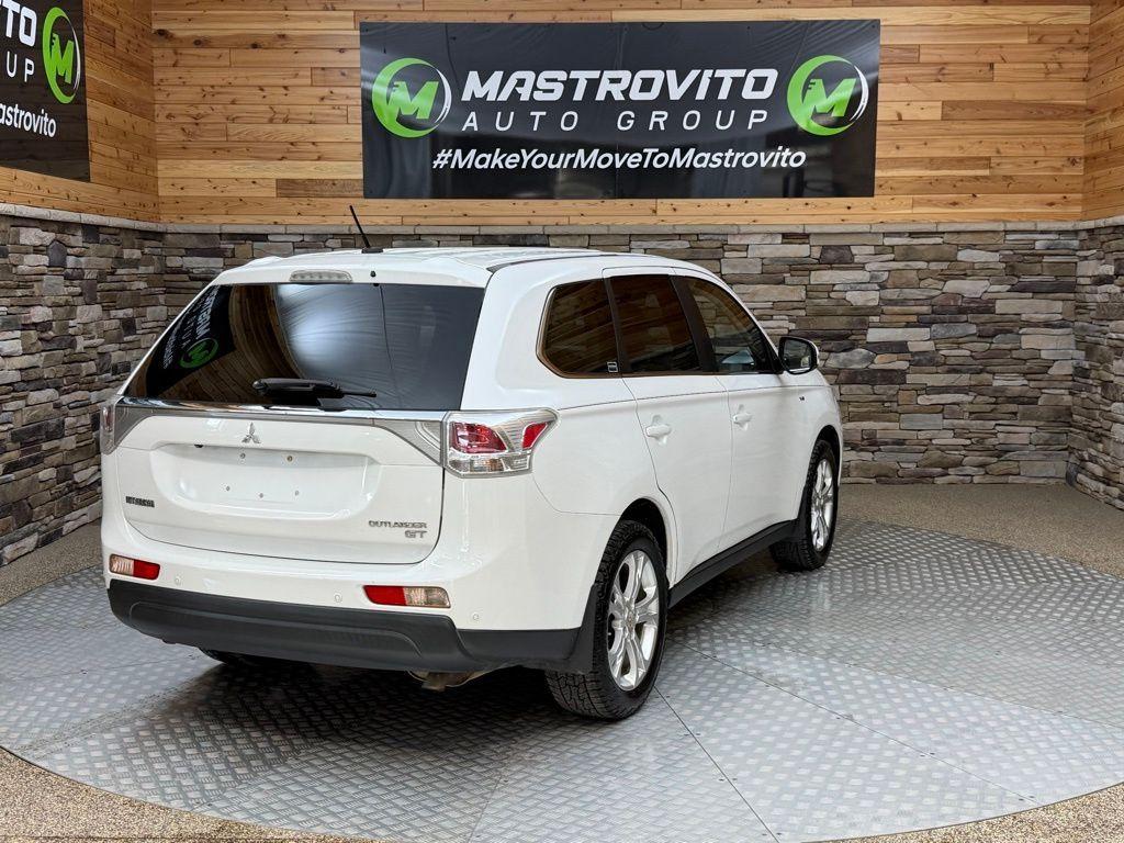 used 2014 Mitsubishi Outlander car, priced at $12,999