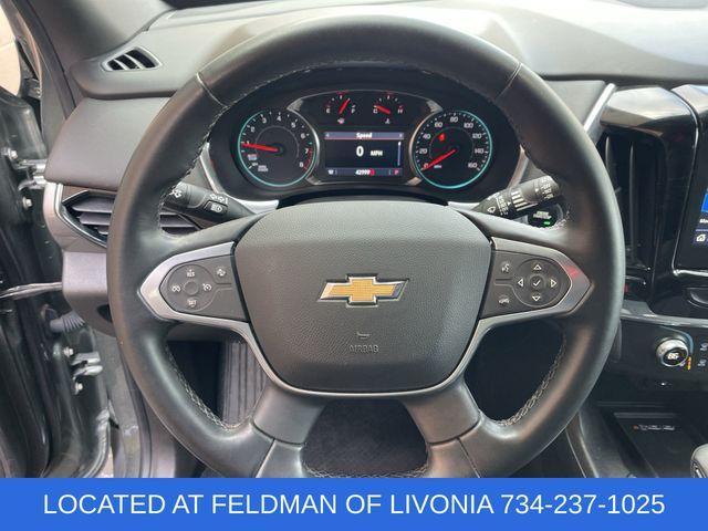 used 2023 Chevrolet Traverse car, priced at $29,990