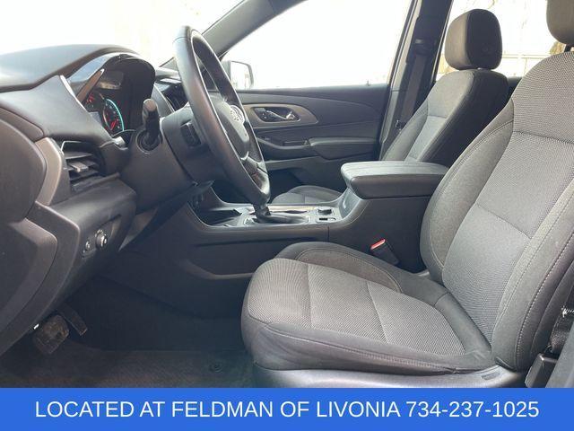 used 2023 Chevrolet Traverse car, priced at $29,990