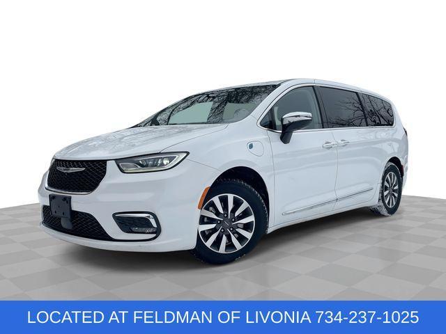 used 2023 Chrysler Pacifica Hybrid car, priced at $25,990