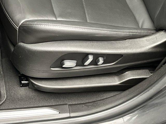 used 2021 Cadillac XT5 car, priced at $24,500