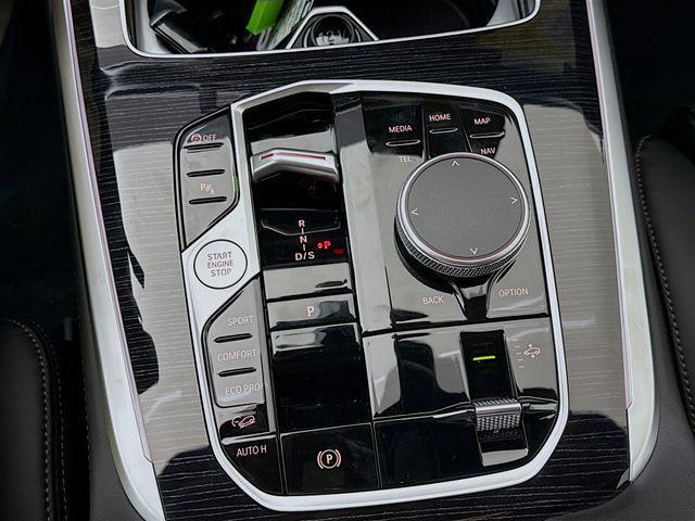 new 2026 BMW X7 car, priced at $97,295