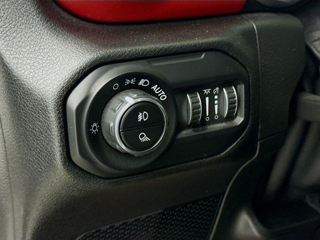 used 2021 Jeep Gladiator car, priced at $32,992