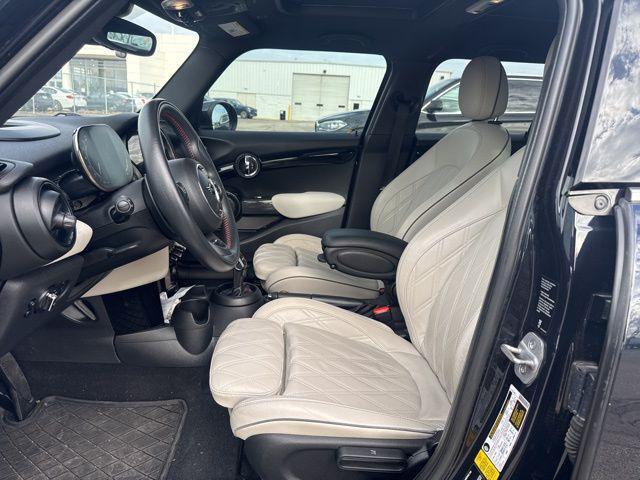 used 2021 MINI Hardtop car, priced at $19,991