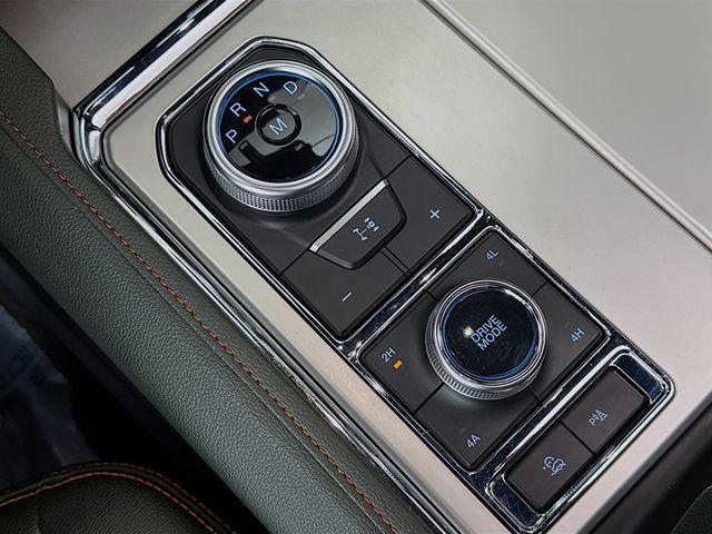 used 2022 Ford Expedition car, priced at $41,995