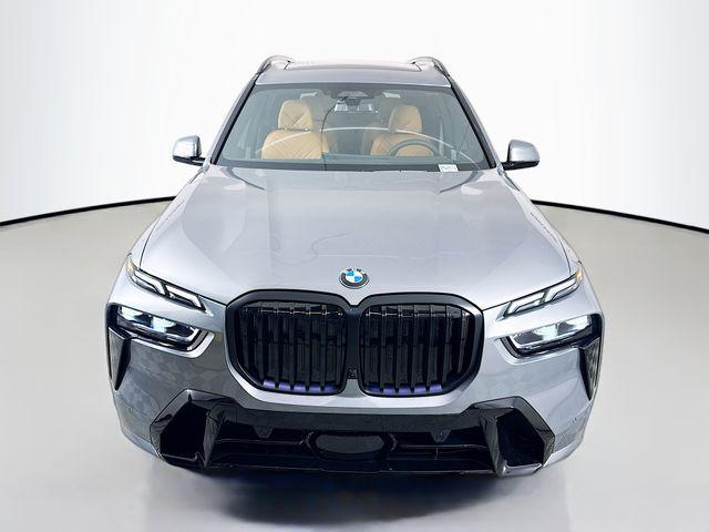 new 2026 BMW X7 car, priced at $101,095