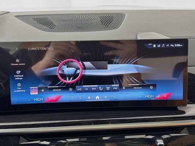 new 2026 BMW X7 car, priced at $101,095