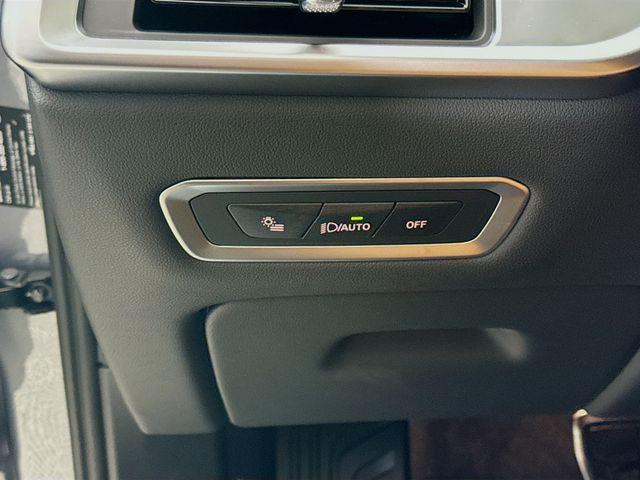 new 2026 BMW X7 car, priced at $101,095