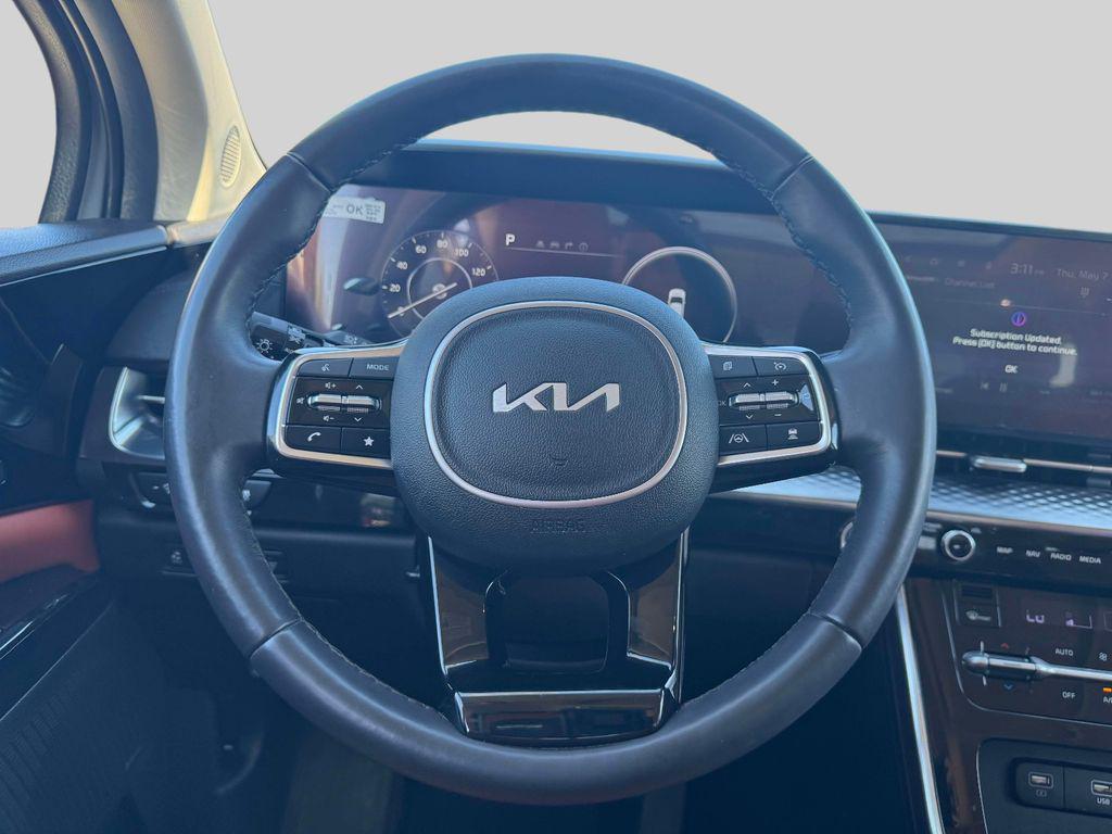 used 2023 Kia Carnival car, priced at $37,675