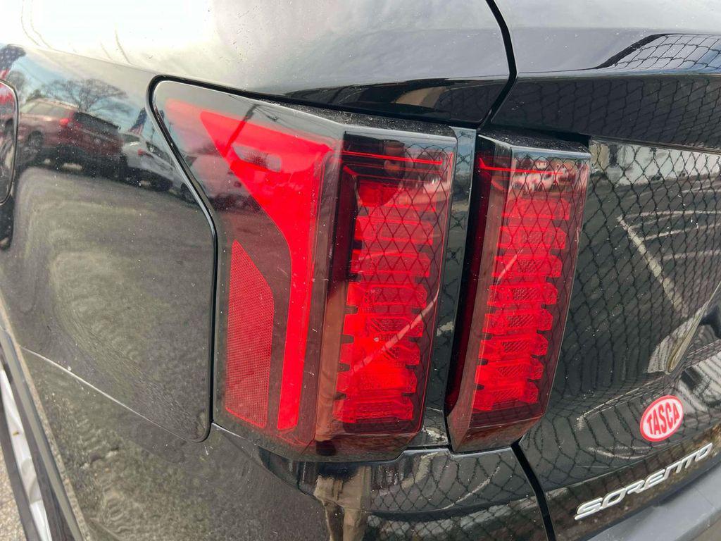 used 2023 Kia Sorento car, priced at $20,488