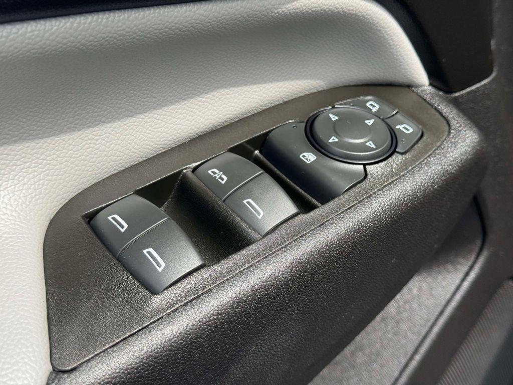 used 2024 Chevrolet Equinox car, priced at $19,675
