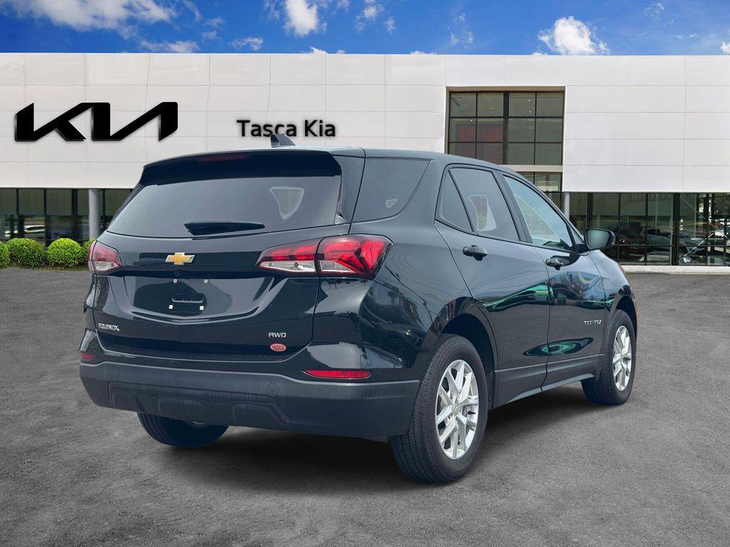used 2024 Chevrolet Equinox car, priced at $19,675
