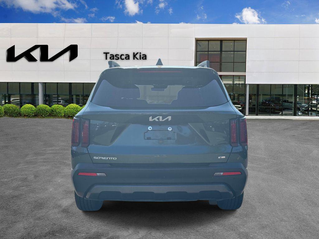 used 2023 Kia Sorento car, priced at $31,075